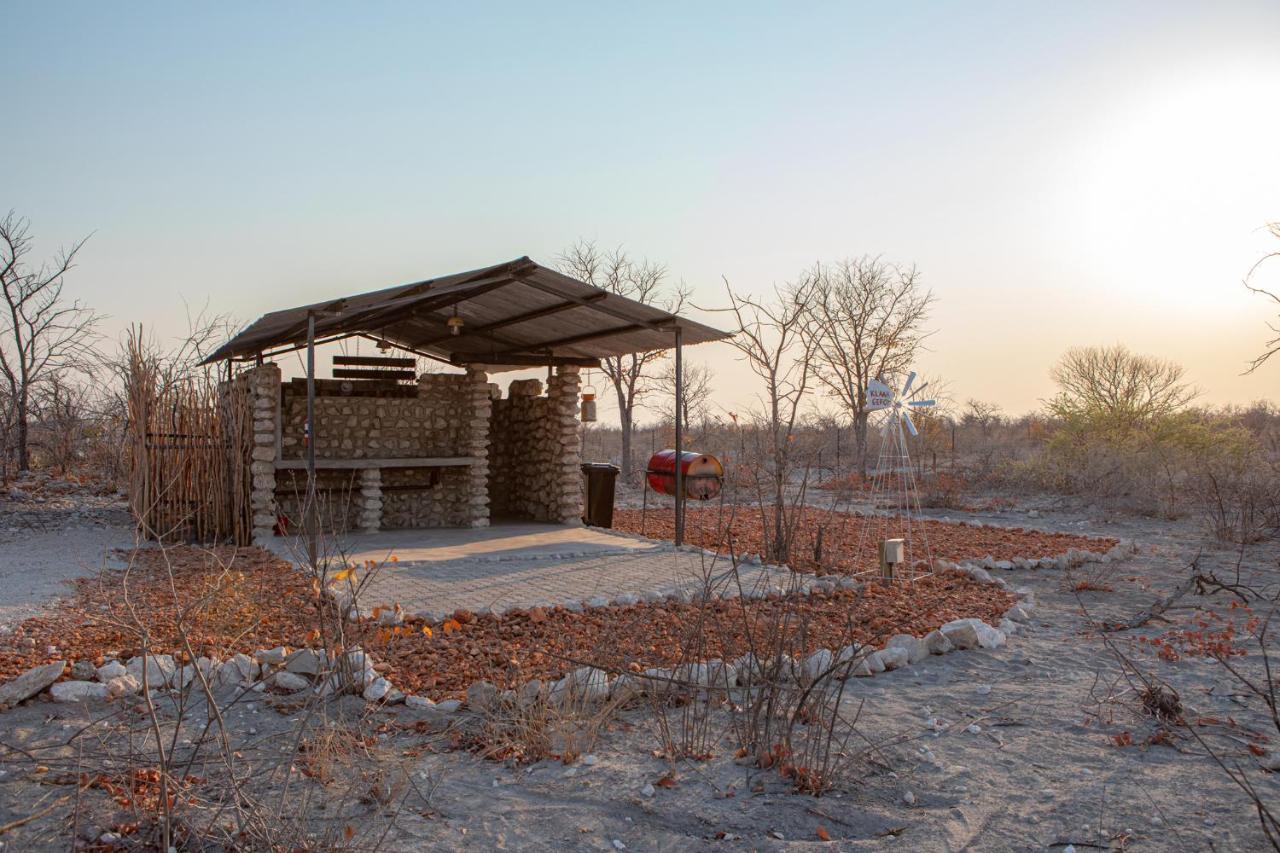 Etosha Trading Post Campsite Okaukuejo Ngoại thất bức ảnh