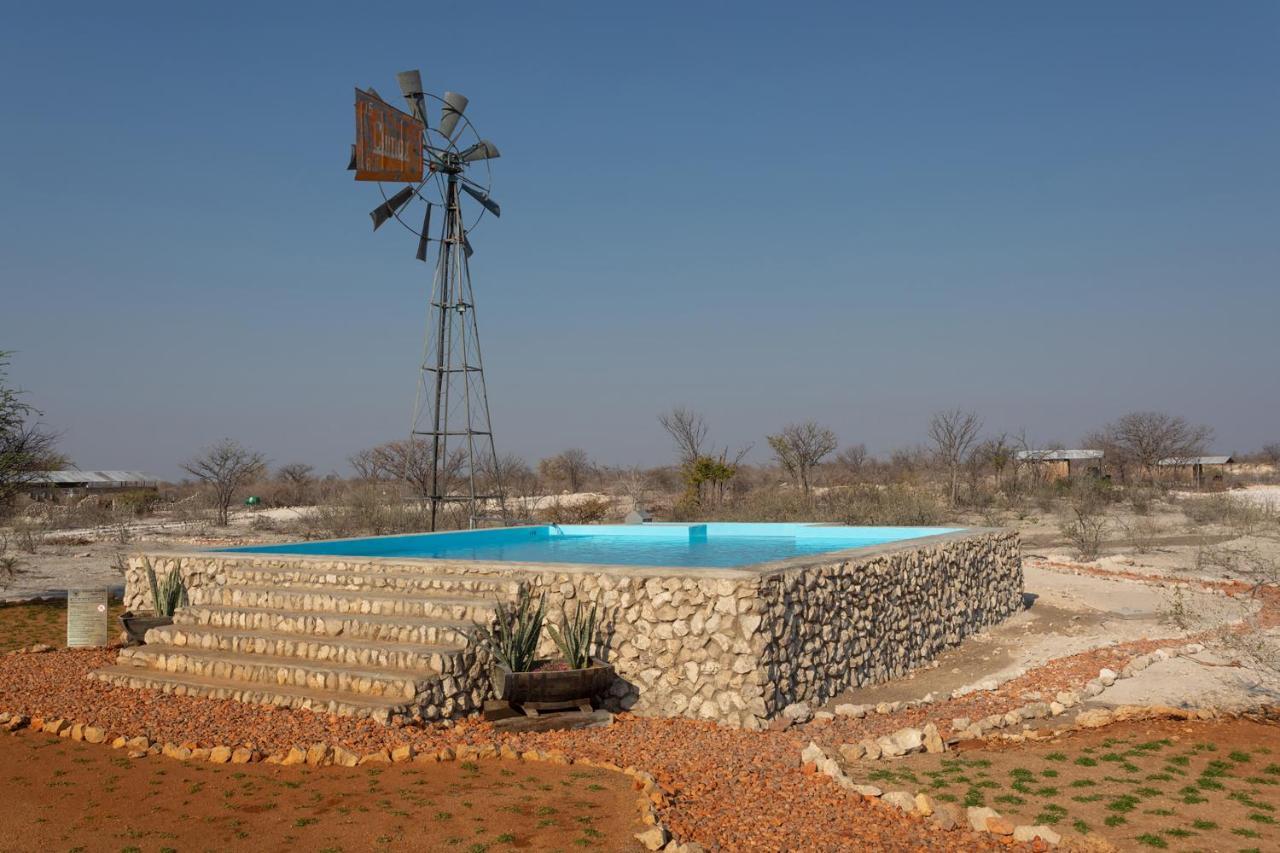 Etosha Trading Post Campsite Okaukuejo Ngoại thất bức ảnh